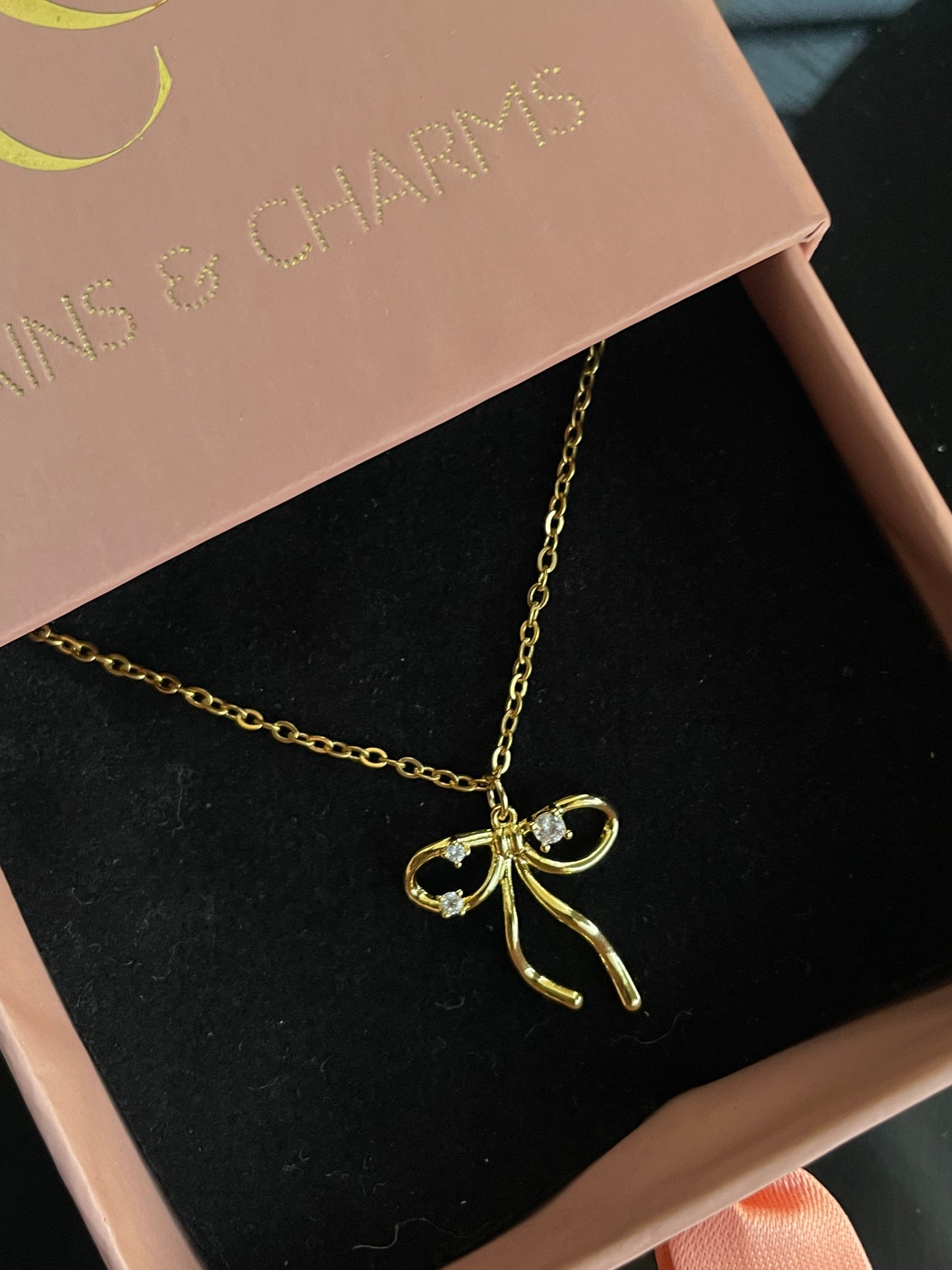 Èlara Necklace