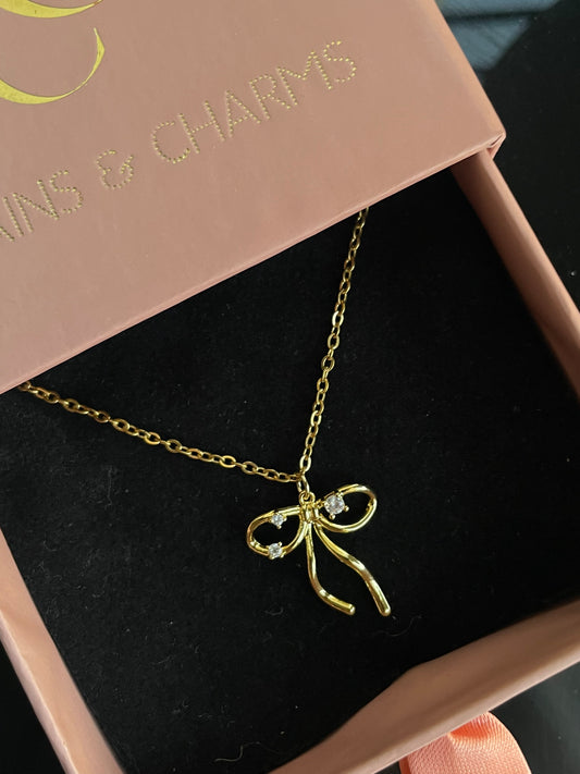 Èlara Necklace