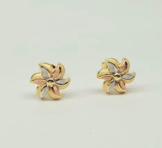 18k 3Stone Flower Earrings